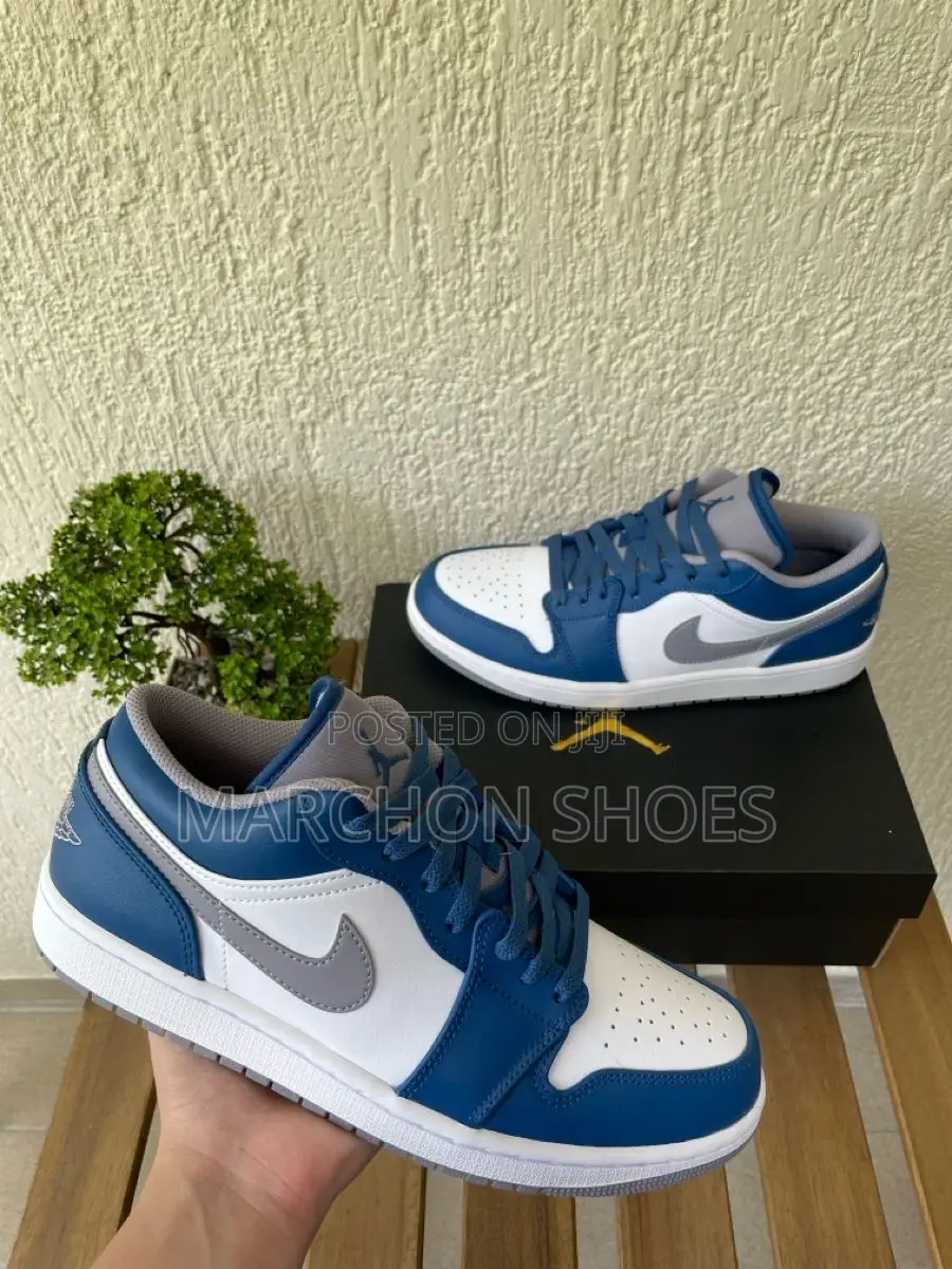 Nike Air Jordan 1 Low “True Blue”