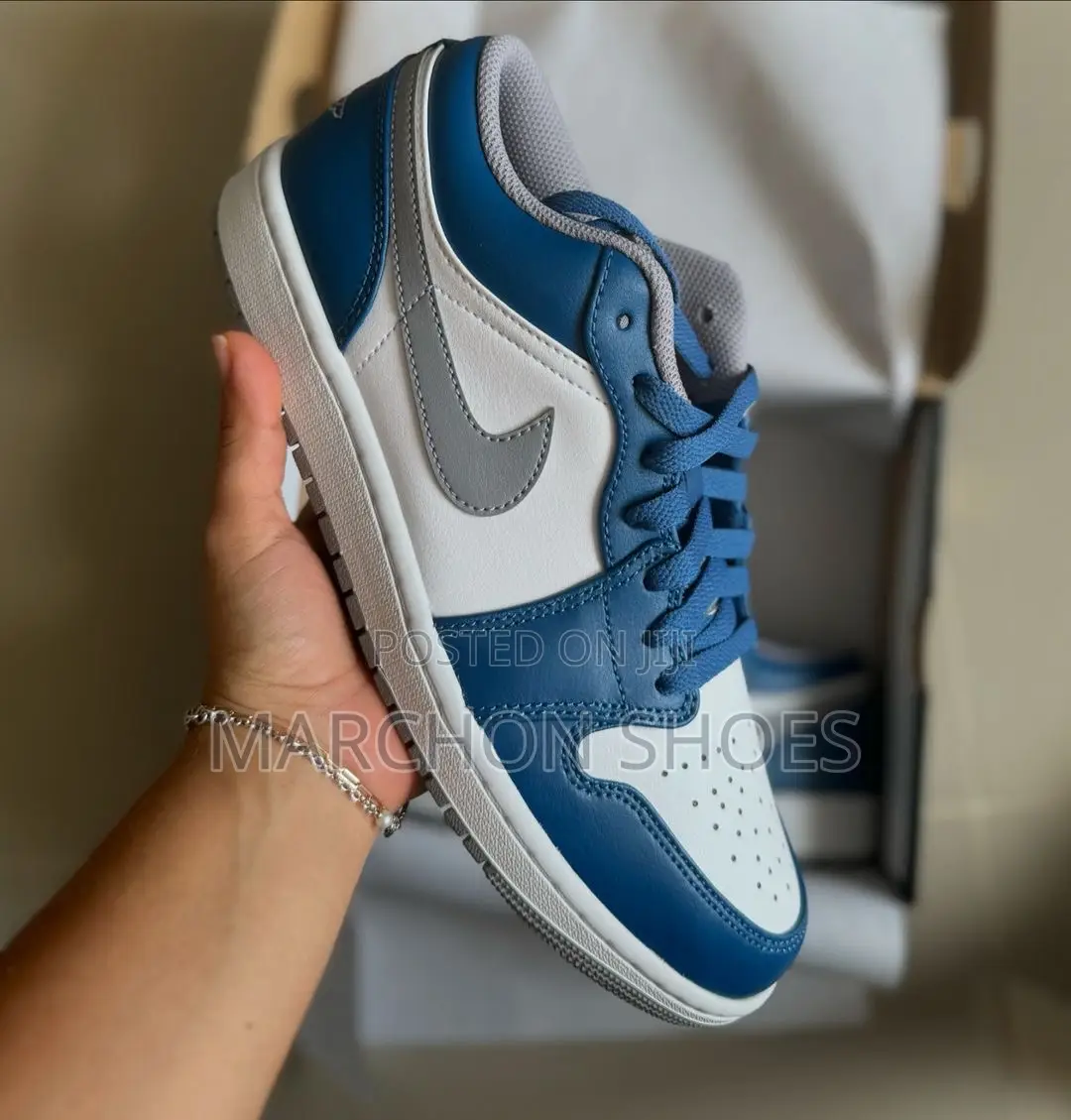 Nike Air Jordan 1 Low “True Blue”