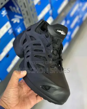 Photo - Adidas Adifom Q “Core Black/Carbon”