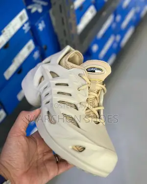 Adidas Adifom Q “Core White/Carbon” (White)