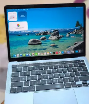 Photo - New Laptop Apple MacBook Pro M1 8GB Apple M1 Pro SSD 512GB
