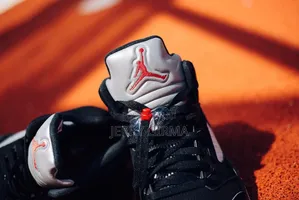 Air Jordan 5 Black/ Metallic