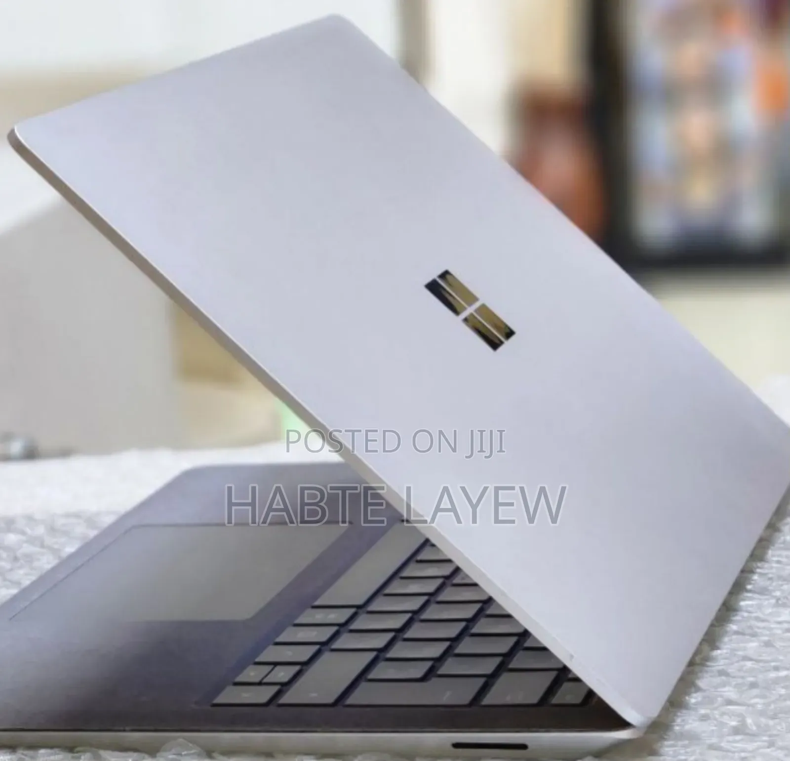 New Laptop Microsoft Surface 8GB Intel Core I5 SSD 512GB