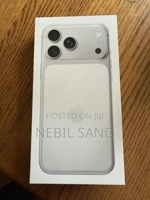 Photo - New Apple iPhone 17 Pro Max 256 GB Silver