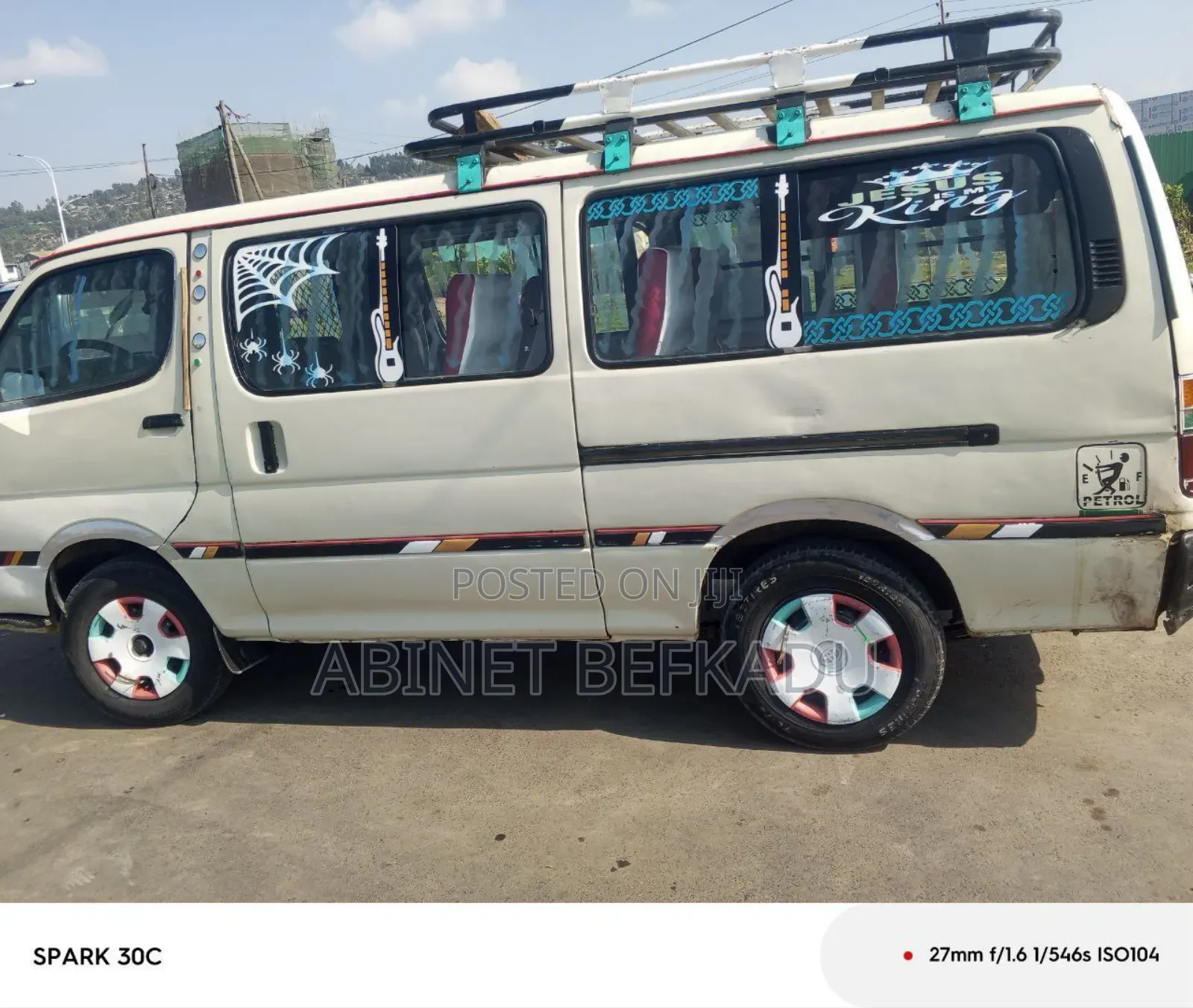 Toyota HiAce 1998 White