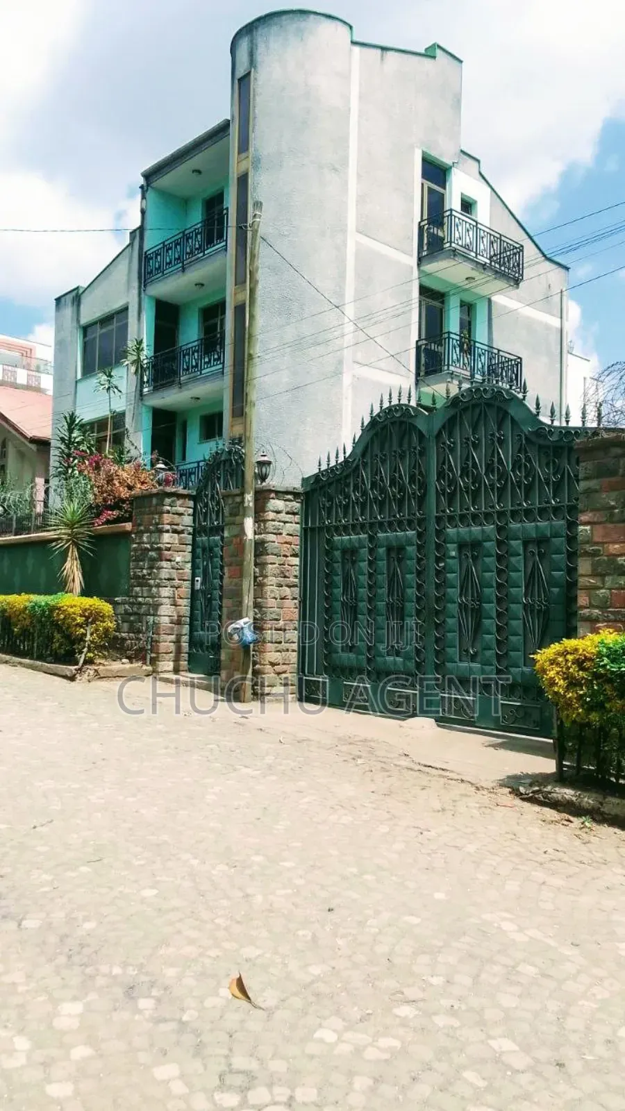 7bdrm House in Bole for sale