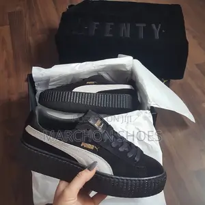 Puma Suede Platform – Black (Women)