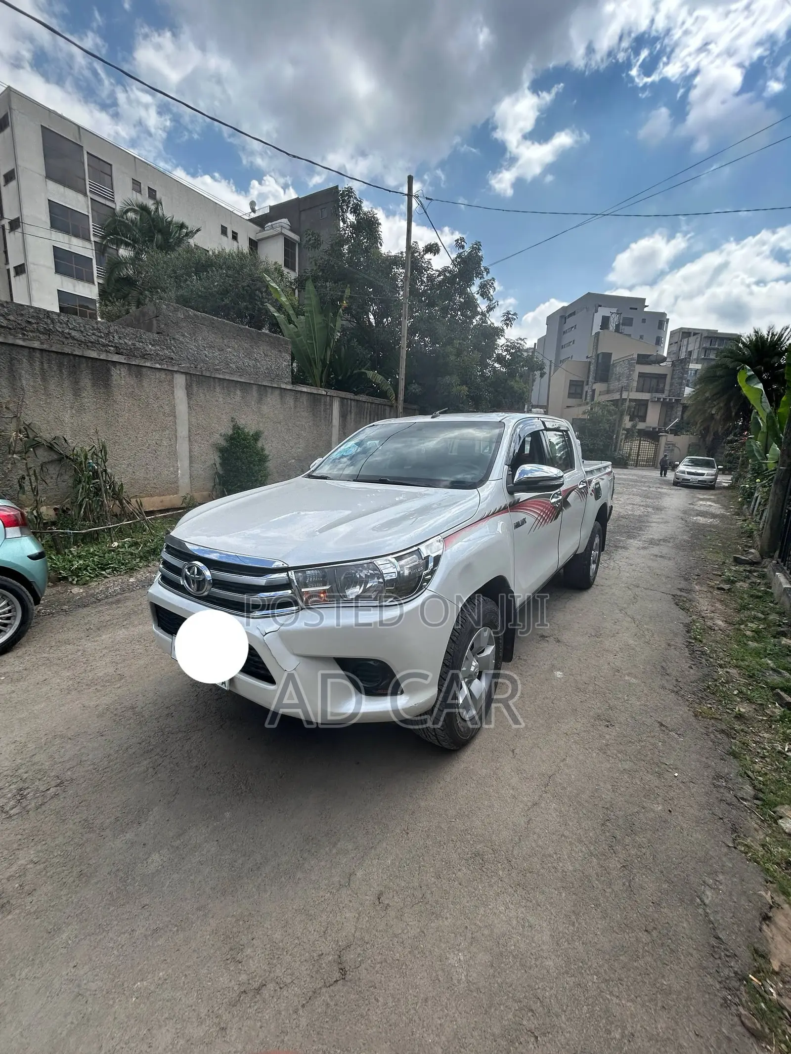 Toyota Hilux 2016 White