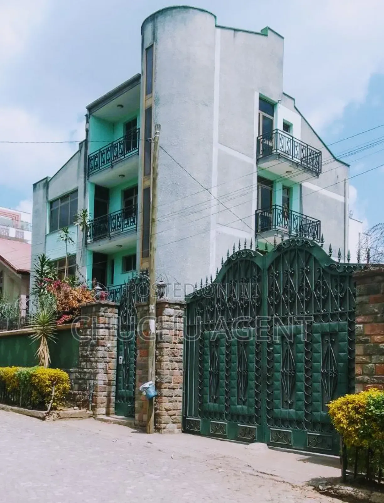 7bdrm House in Bole for sale