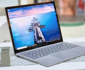 New Laptop Microsoft Surface 8GB Intel Core I5 SSD 512GB