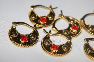ሽቛር Earings