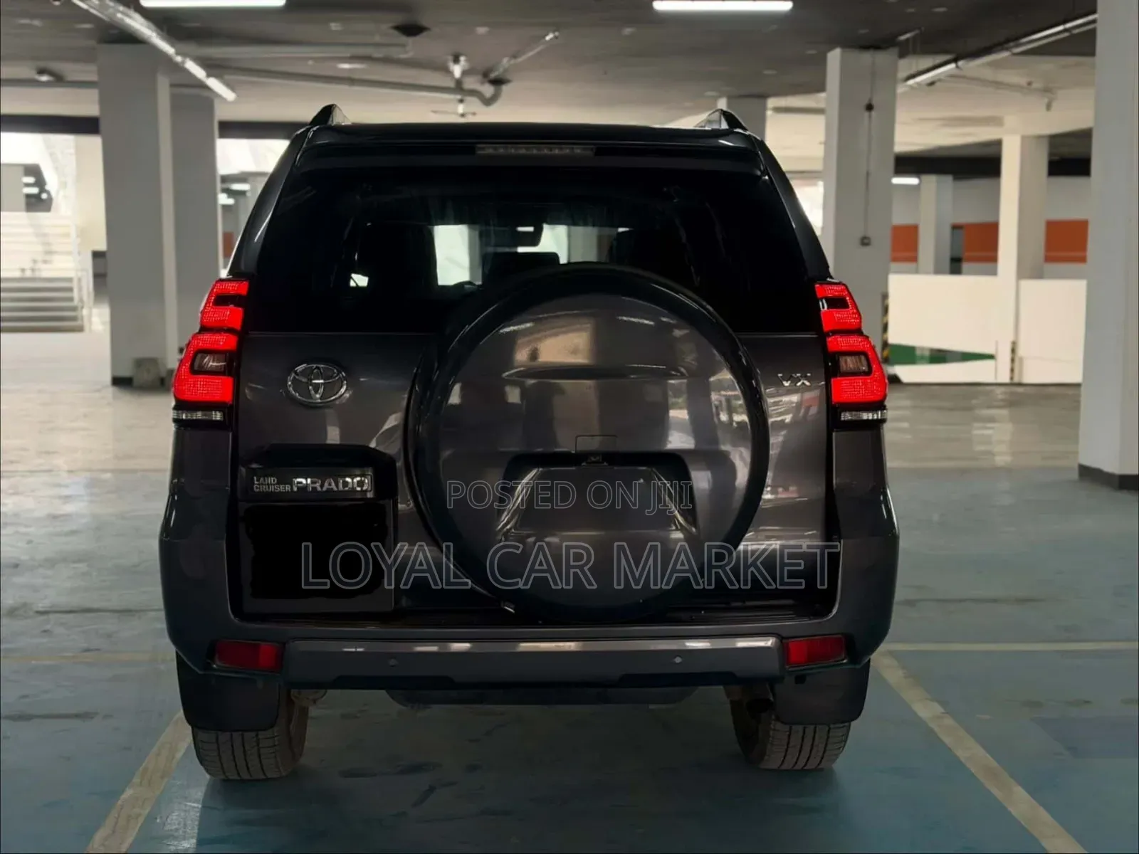 Toyota Land Cruiser Prado 2023 Gray