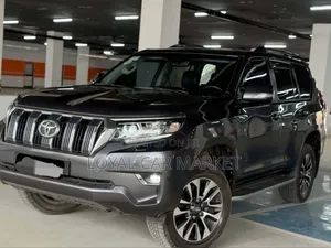 Photo - Toyota Land Cruiser Prado 2023 Gray