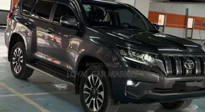 Toyota Land Cruiser Prado 2023 Gray