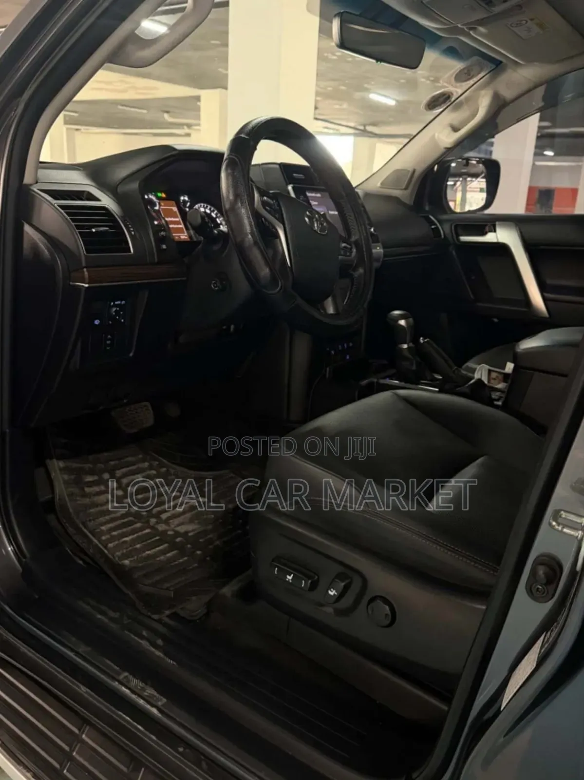 Toyota Land Cruiser Prado 2023 Gray