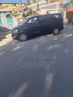 Photo - Hyundai Starex 2021 Black