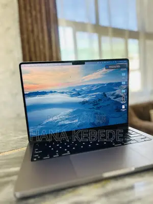 Photo - Laptop Apple MacBook Pro M1 16GB Apple M1 Pro SSD 256GB