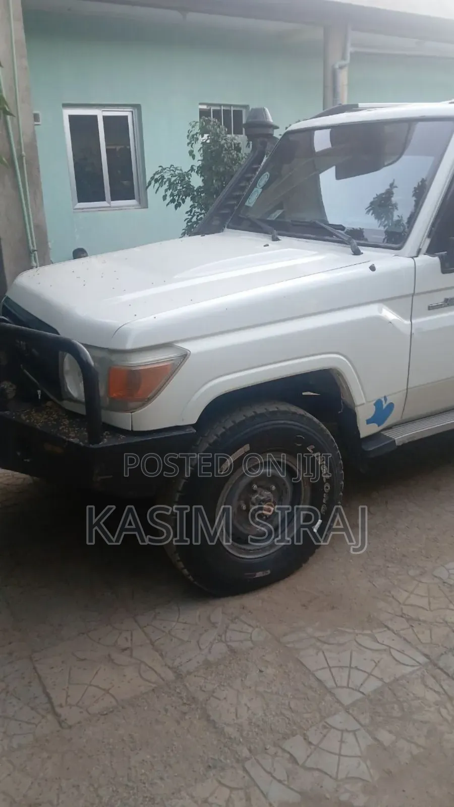 Toyota Hilux Revo Double Cab Deisel 2.4 AWD 2018 White