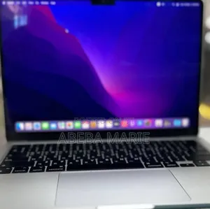 Photo - New Laptop Apple MacBook Air 2022 M2 8GB Apple M2 SSD 256GB