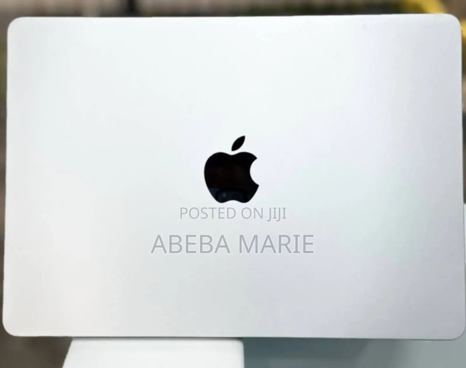 New Laptop Apple MacBook Air 2022 M2 8GB Apple M2 SSD 256GB