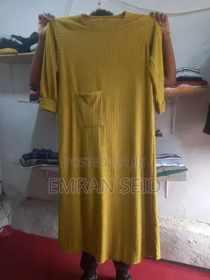 Photo - Ye Set Kamis