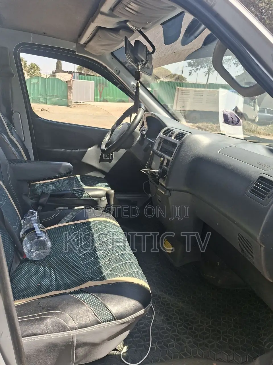 Toyota HiAce 2008 Silver