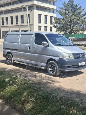 Toyota HiAce 2008 Silver