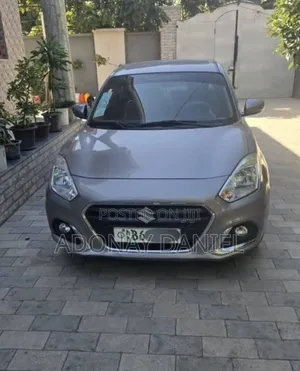 Photo - Suzuki Dzire 2022 Silver