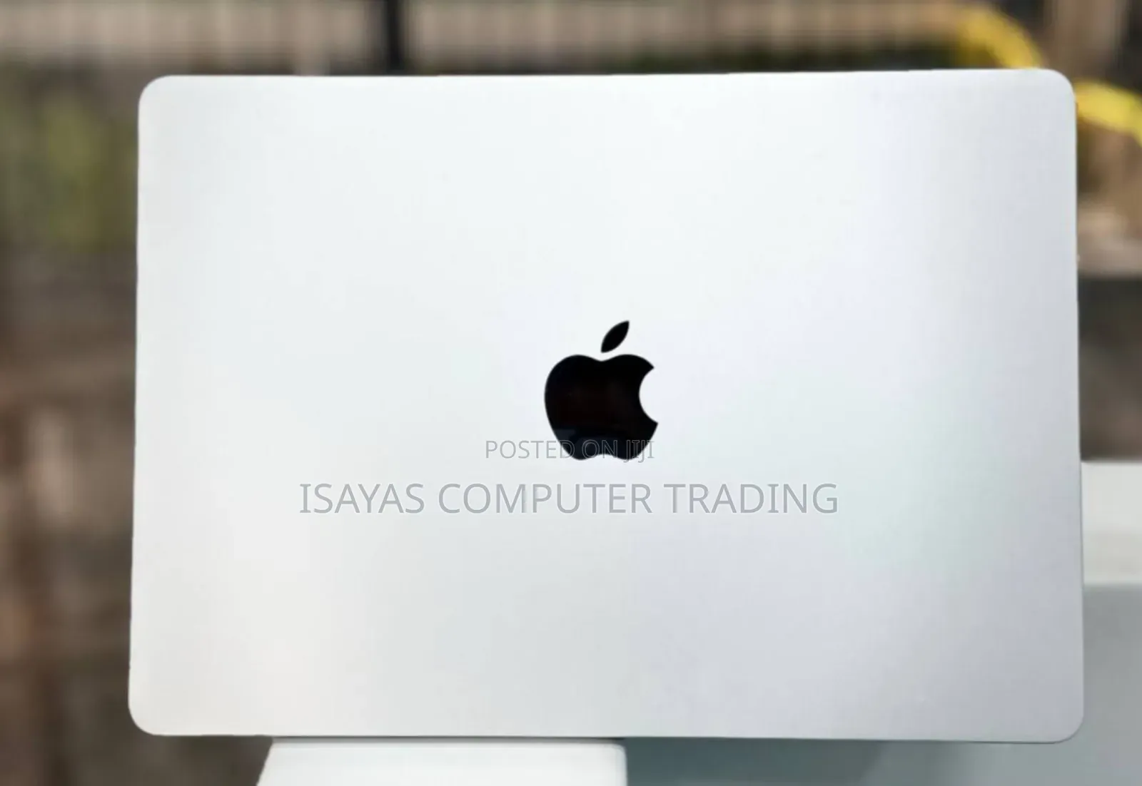 New Laptop Apple MacBook Air 2022 M2 8GB SSD 256GB