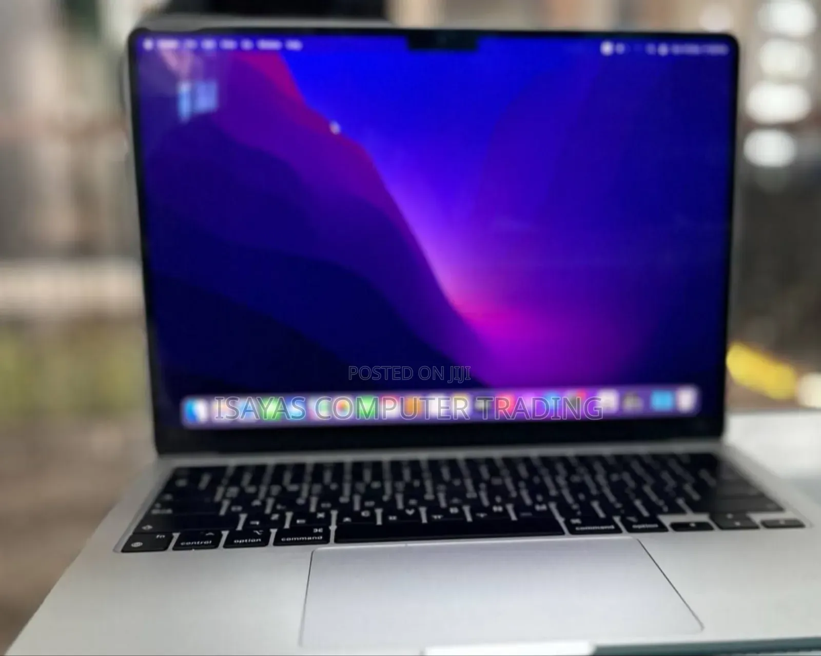 New Laptop Apple MacBook Air 2022 M2 8GB SSD 256GB