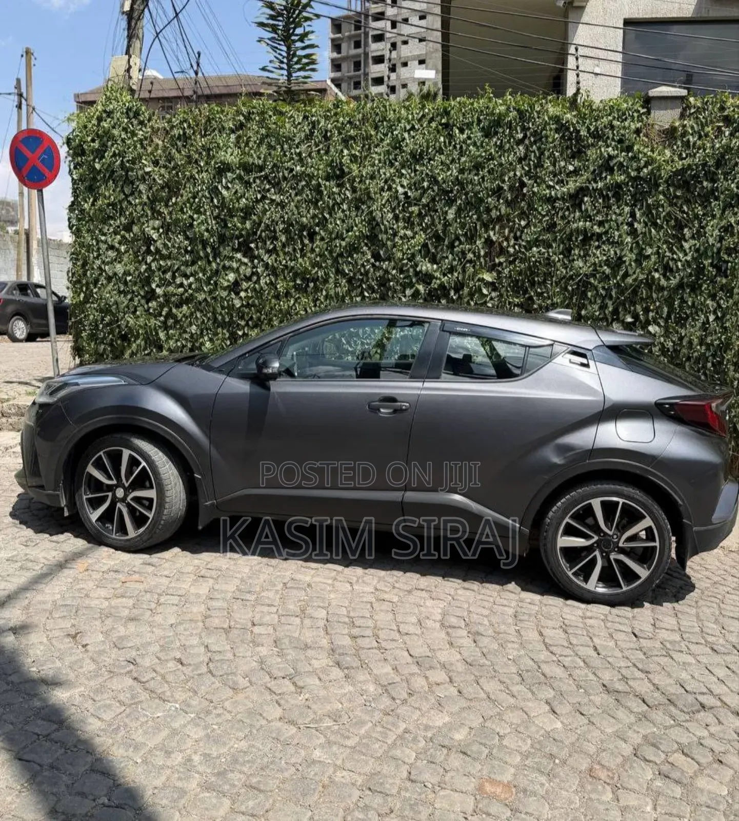 Toyota C-HR Limited 2021 Gray