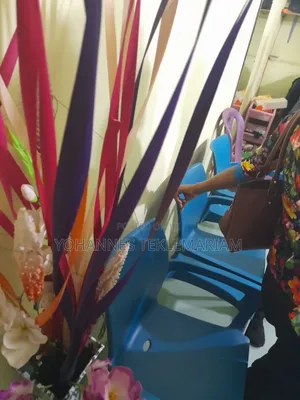 የሴቶች ፀጉር ቤት ሙሉ እቃ