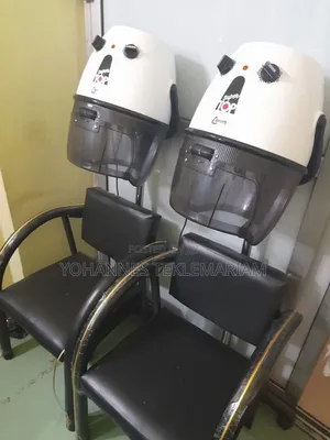 Photo - የሴቶች ፀጉር ቤት ሙሉ እቃ