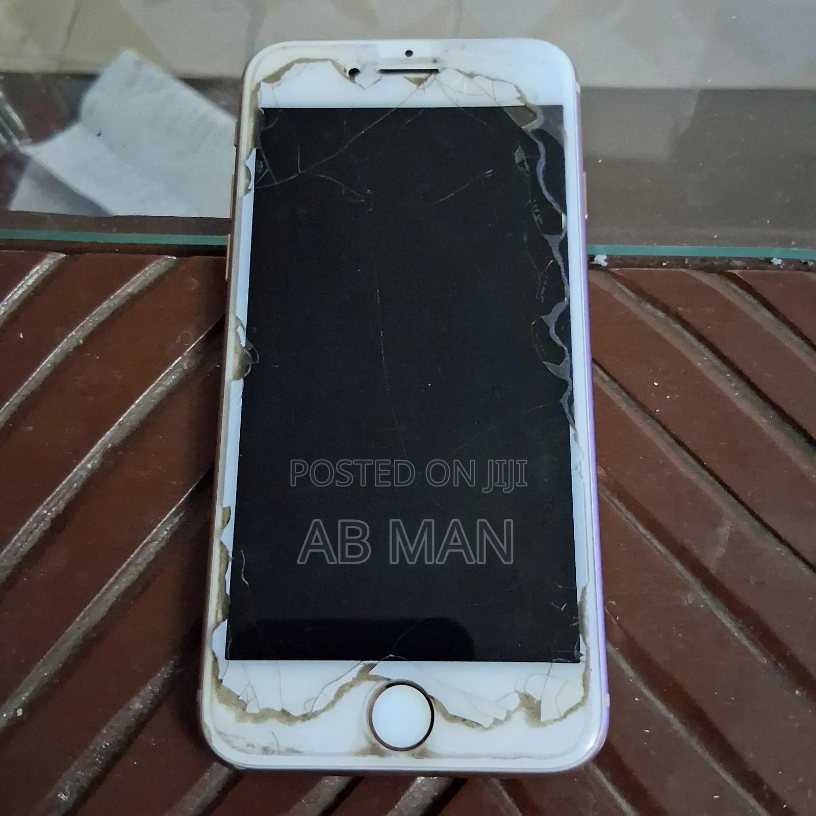 Apple iPhone 8 64 GB White