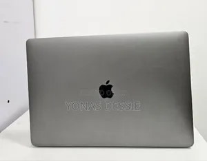 New Laptop Apple MacBook Pro 2019 16GB Intel Core I9 SSD 512GB