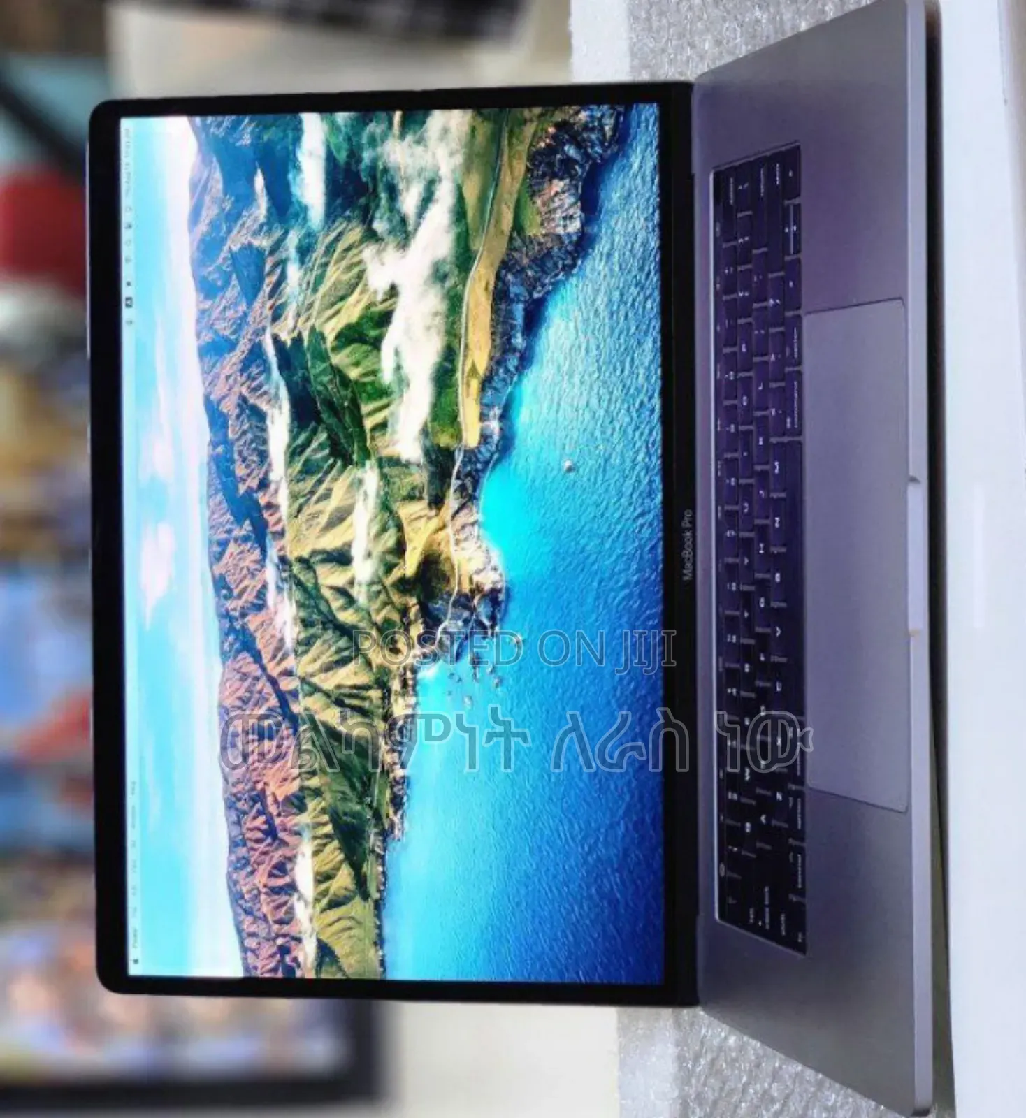 New Laptop Apple MacBook Pro 2017 16GB Intel Core I7 SSD 512GB