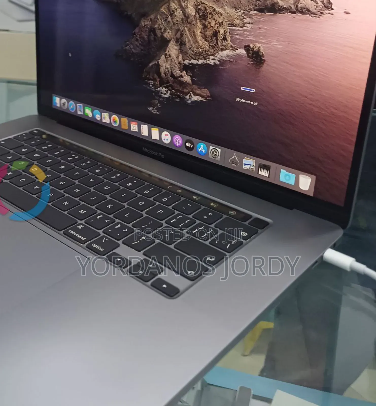 New Laptop Apple MacBook Pro 2019 32GB Intel Core I9 SSD 1T