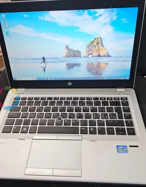 New Laptop HP EliteBook 640 G9 8GB Intel Core I7 SSD 256GB