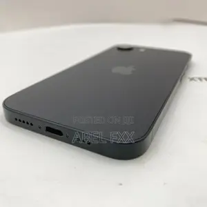 Apple iPhone 16e 128 GB Black