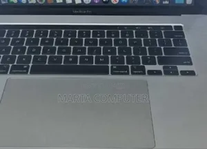 Photo - New Laptop Apple MacBook Pro 2019 16GB Intel Core I7 SSD 512GB