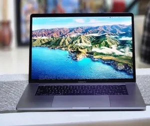 Photo - New Laptop Apple MacBook 2017 16GB Intel Core I7 SSD 512GB