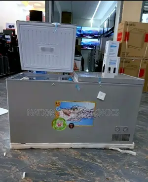 Photo - Everest Chest Freezer 560 Deep New Price