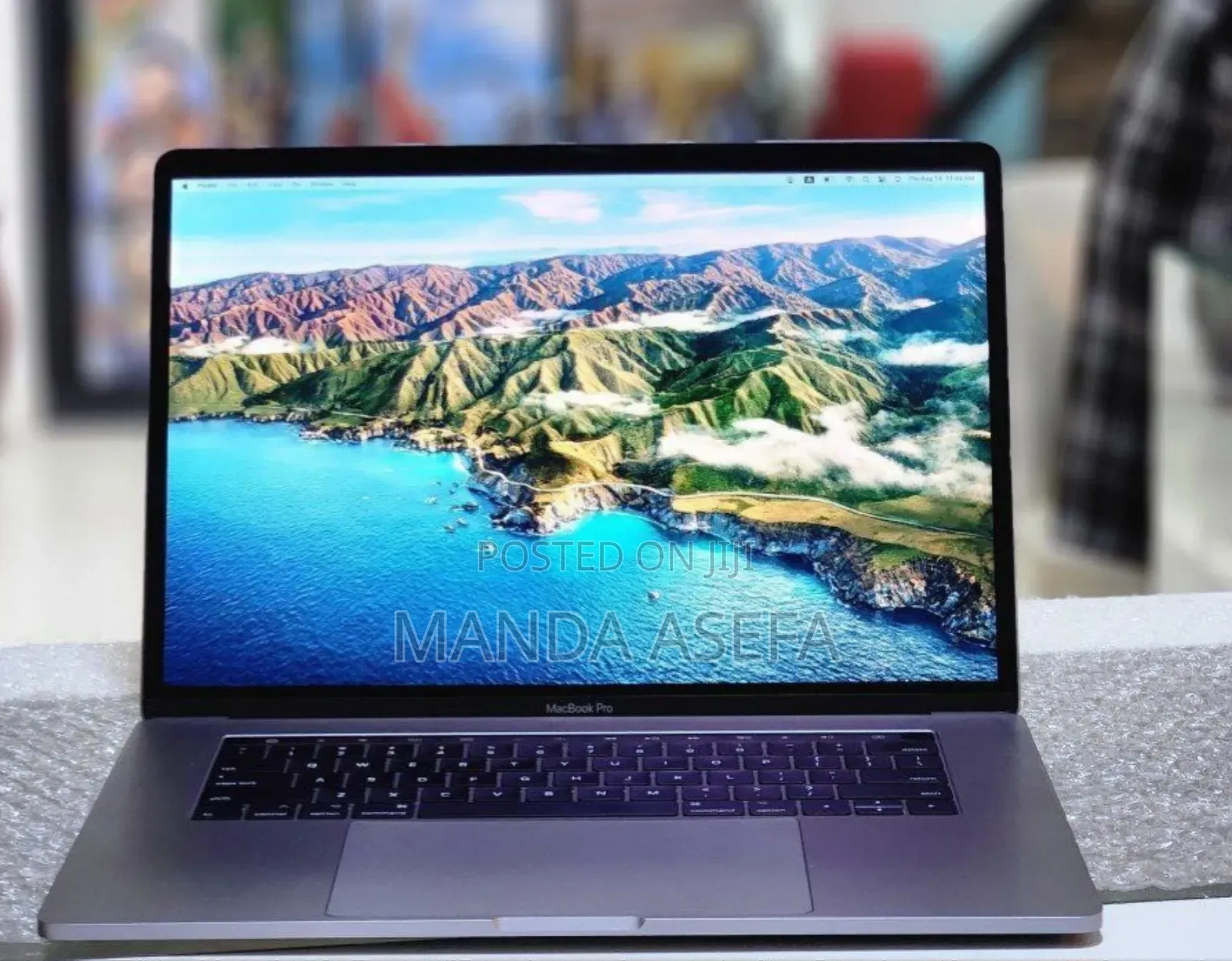 New Laptop Apple MacBook Pro 2017 16GB Intel Core I7 SSD 512GB