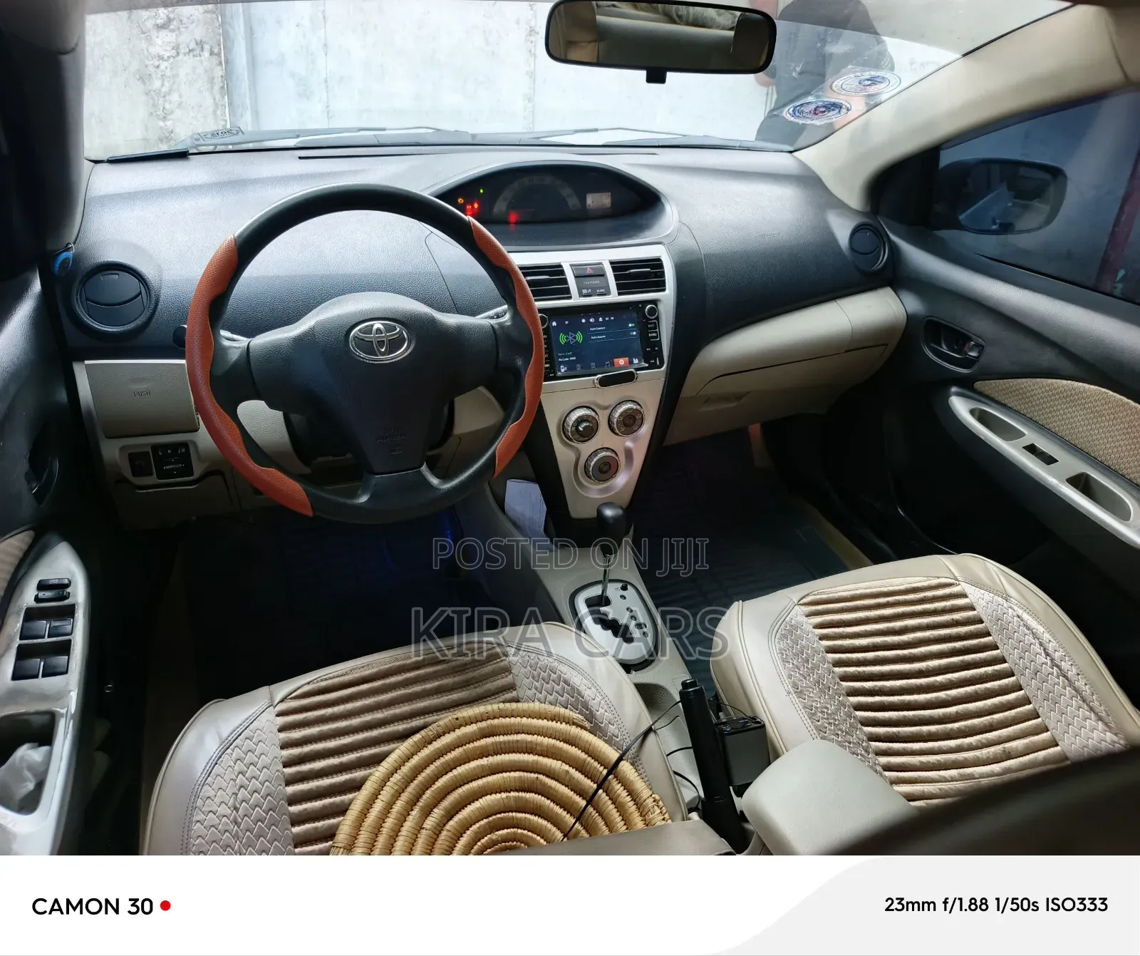 Toyota Yaris 2010 Silver