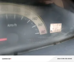 Toyota Yaris 2010 Silver