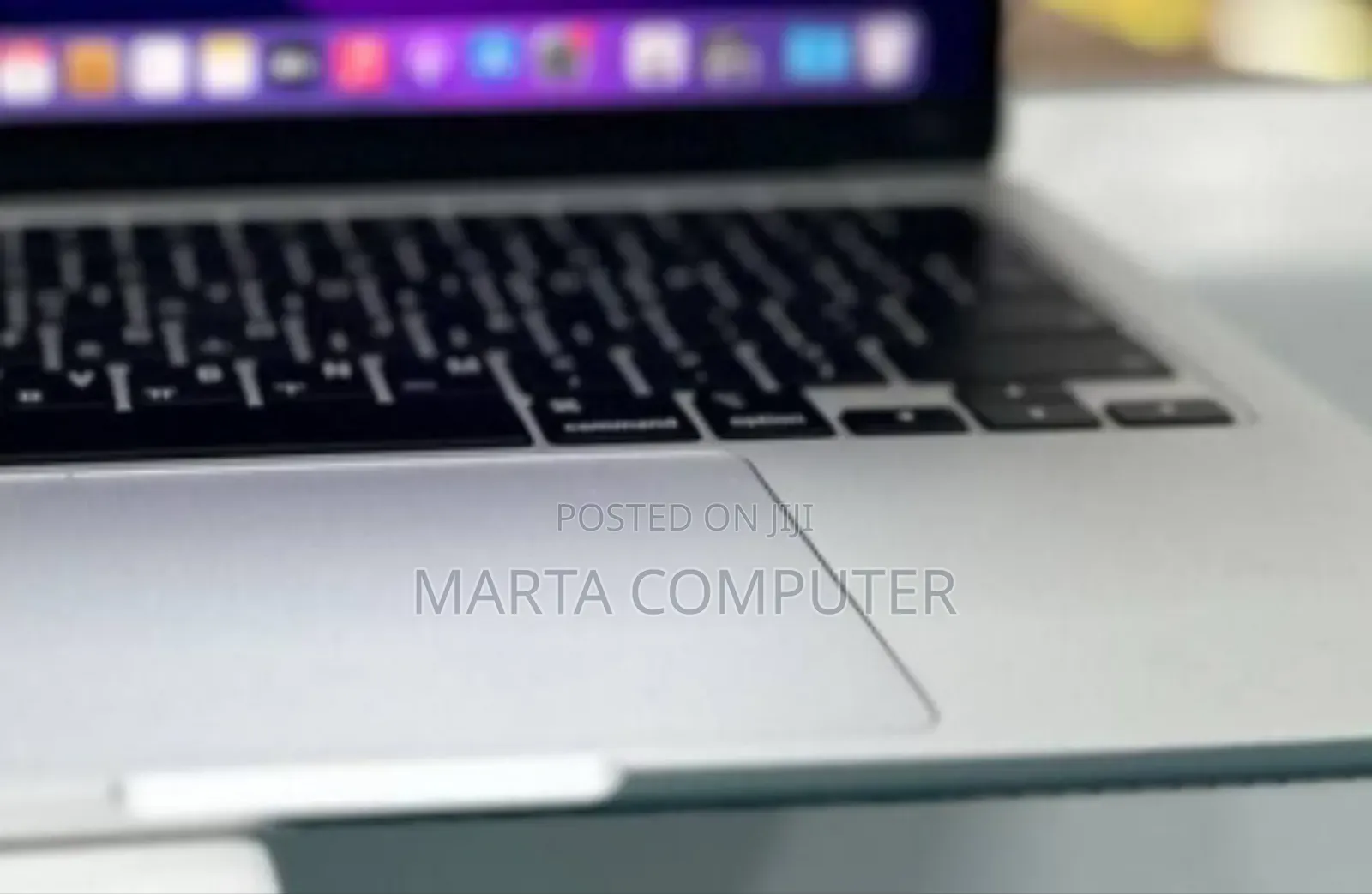 New Laptop Apple MacBook Air 2022 M2 8GB Intel Core I7 SSD 256GB