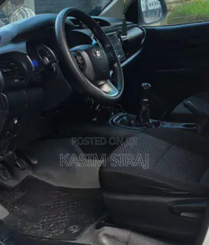 Toyota Hilux Revo Double Cab Deisel 2.4 AWD 2018 Silver