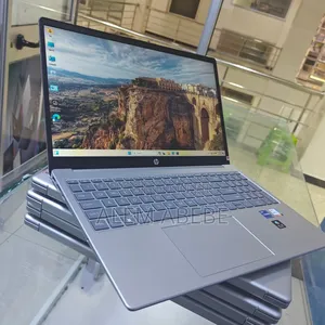 New Laptop HP Stream Notebook 16GB Intel Core I7 SSD 1T