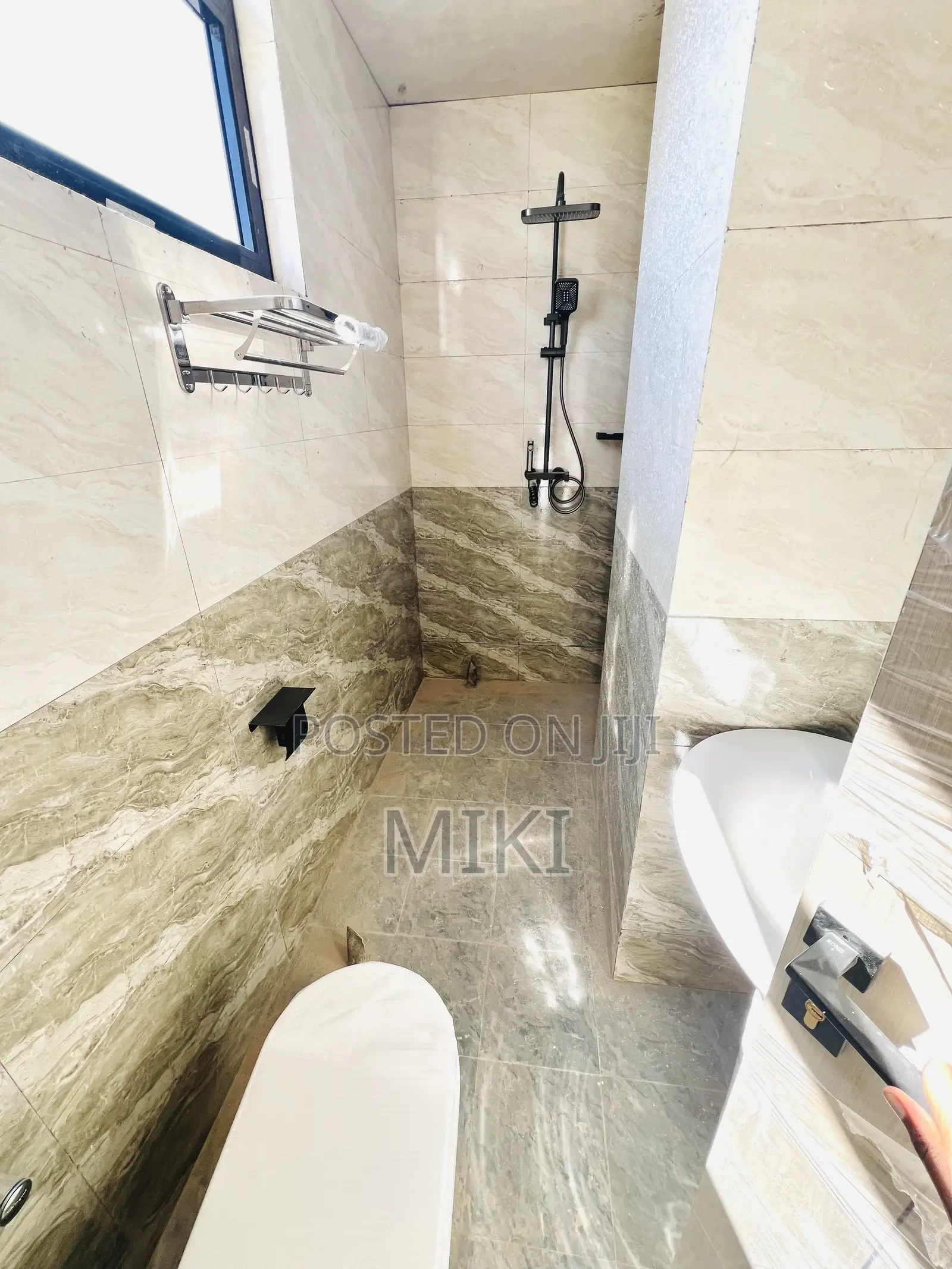 3bdrm Apartment in Haile Garment, Nifas Silk-Lafto for sale