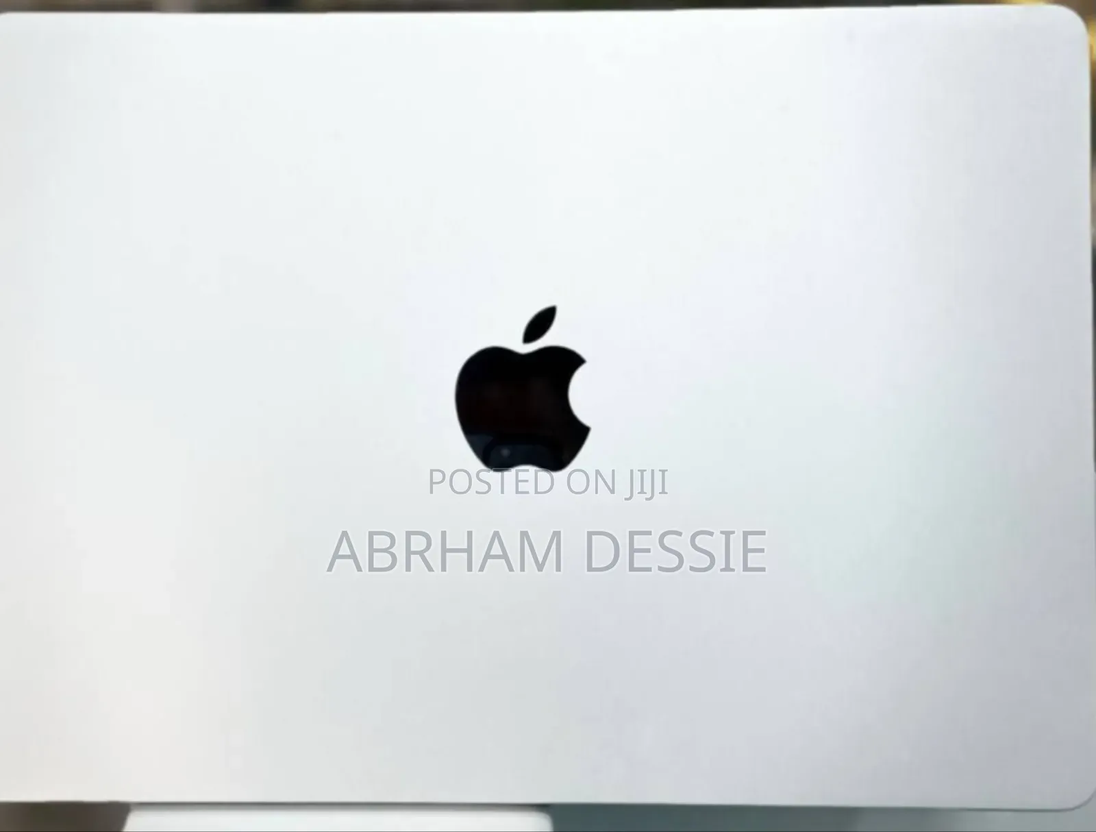 New Laptop Apple MacBook Air 2023 M2 8GB Apple M2 SSD 256GB
